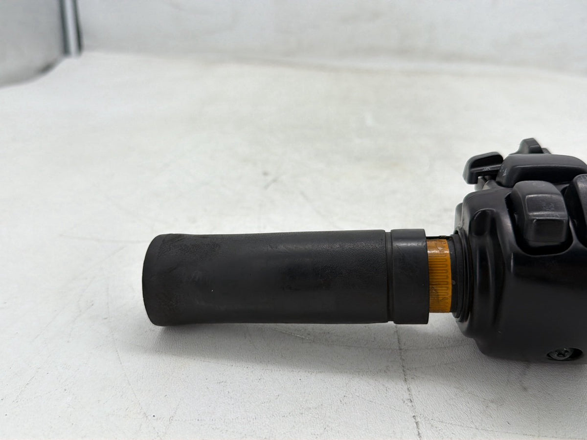 2011 Harley Electra Glide Touring OEM Right Engine Start Kill Switches Controls