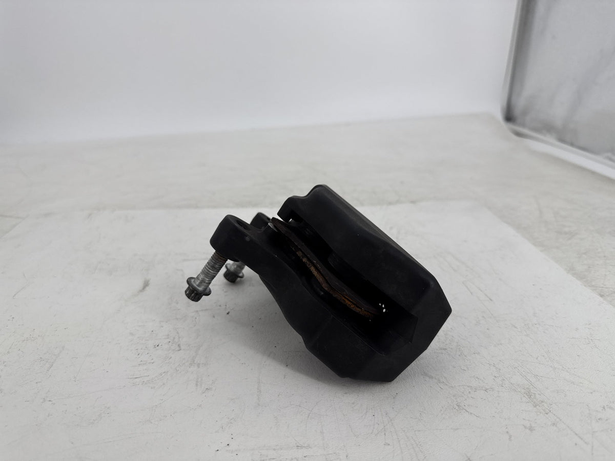 2013 Harley Street Glide Touring FLHX OEM Front Right 1 Brake Caliper