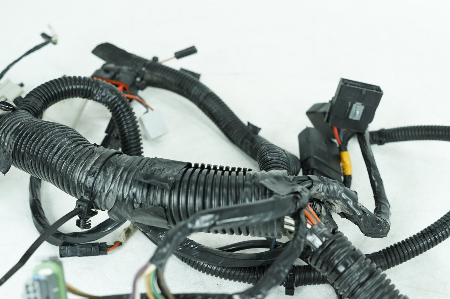 2008 - 2016 Harley-Davidson Touring Electra Glide Classic Front Sub Wiring Harness Loom Interconnect  	70232-10