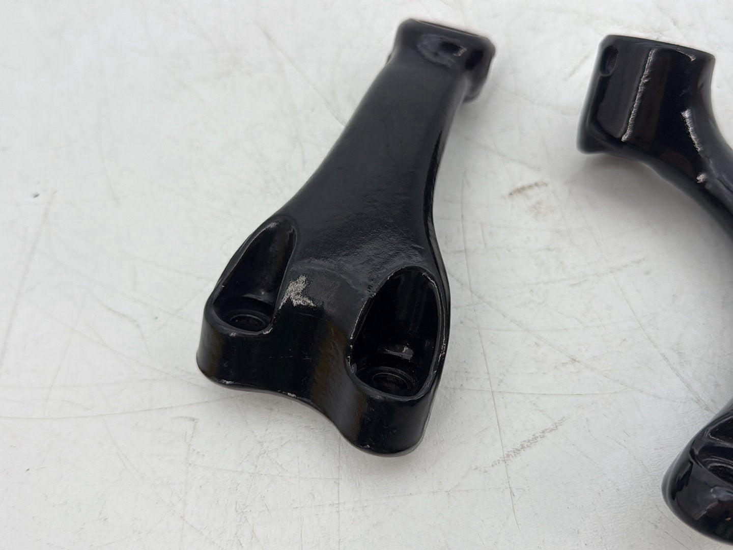 2006 Harley Sportster XL883C 883 Custom OEM Left Right Foot Rest Peg Support Bracket