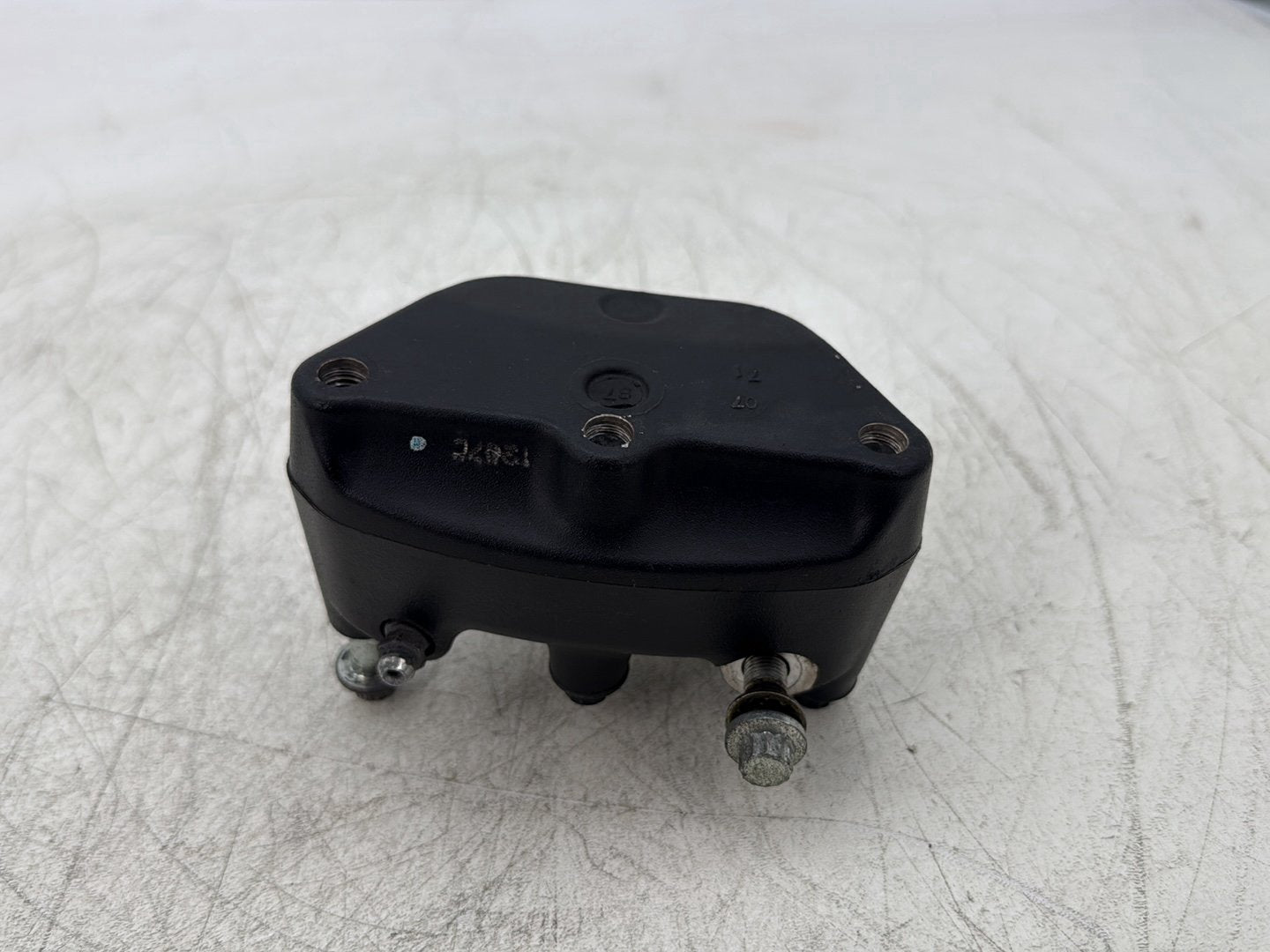 2007 Harley Dyna Street Bob FXDBI OEM Front Left 1 Brake Caliper