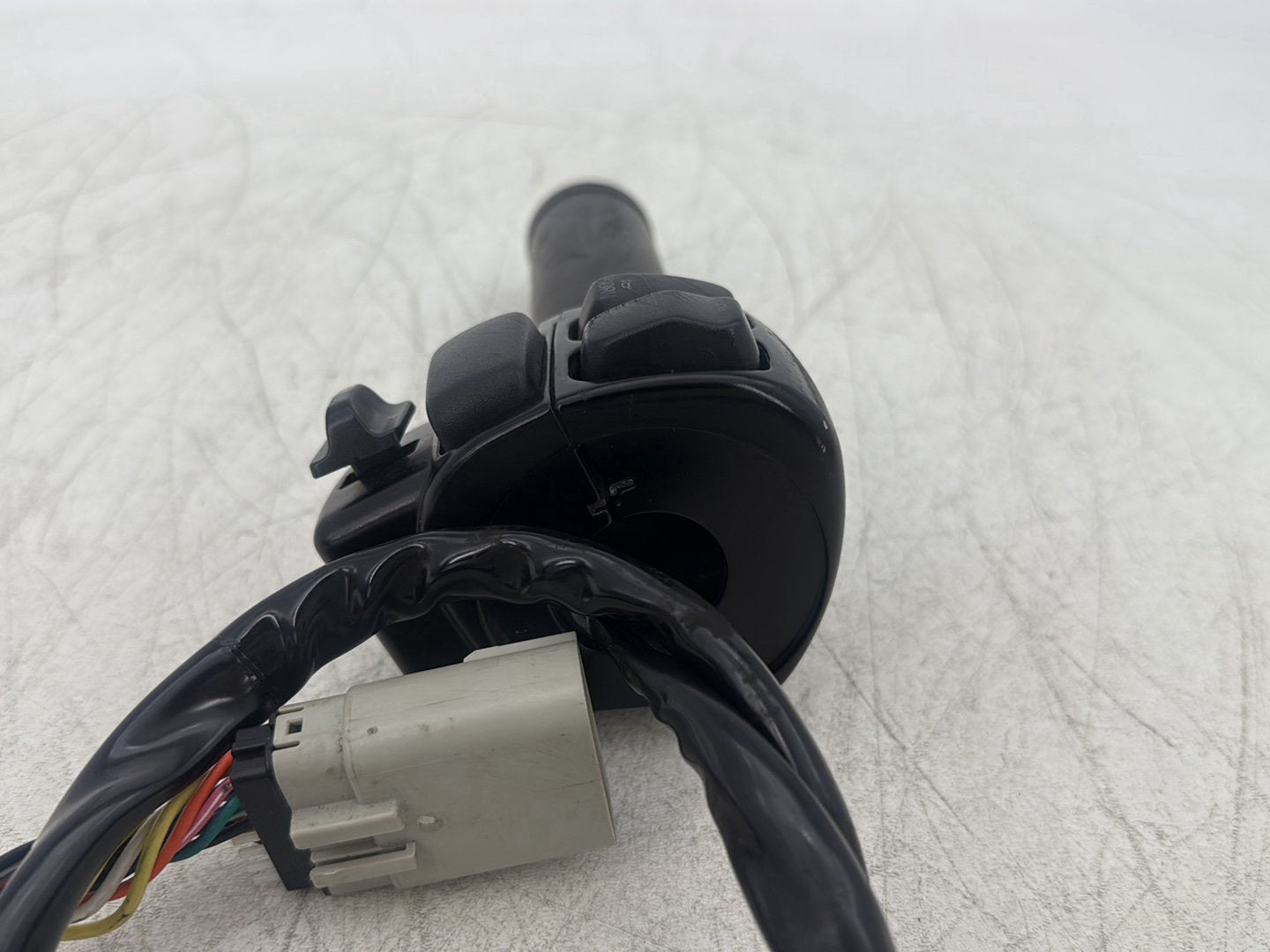 2011 Harley Street Glide Touring FLHX OEM Left Turn Signal Headlight Switches Controls
