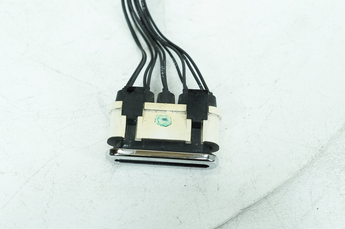 2003 Harley Touring FLHTCUI Electra Glide Ultra OEM Dash Indicator Lamp Wire Plug 68789-96A