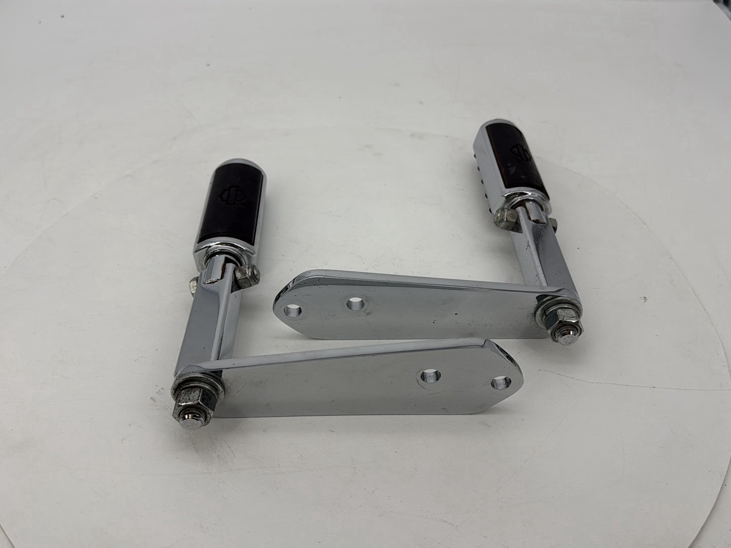 1999 - 2006 Harley-Davidson Dyna Low Rider Left & Right Driver Step Foot Rest Pegs 49354-01