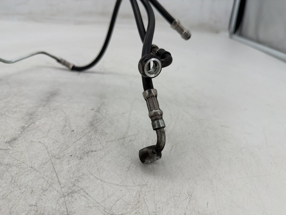 2012 Harley Street Glide Touring FLHX OEM Front Brake Hose Line Pipe NON-abs