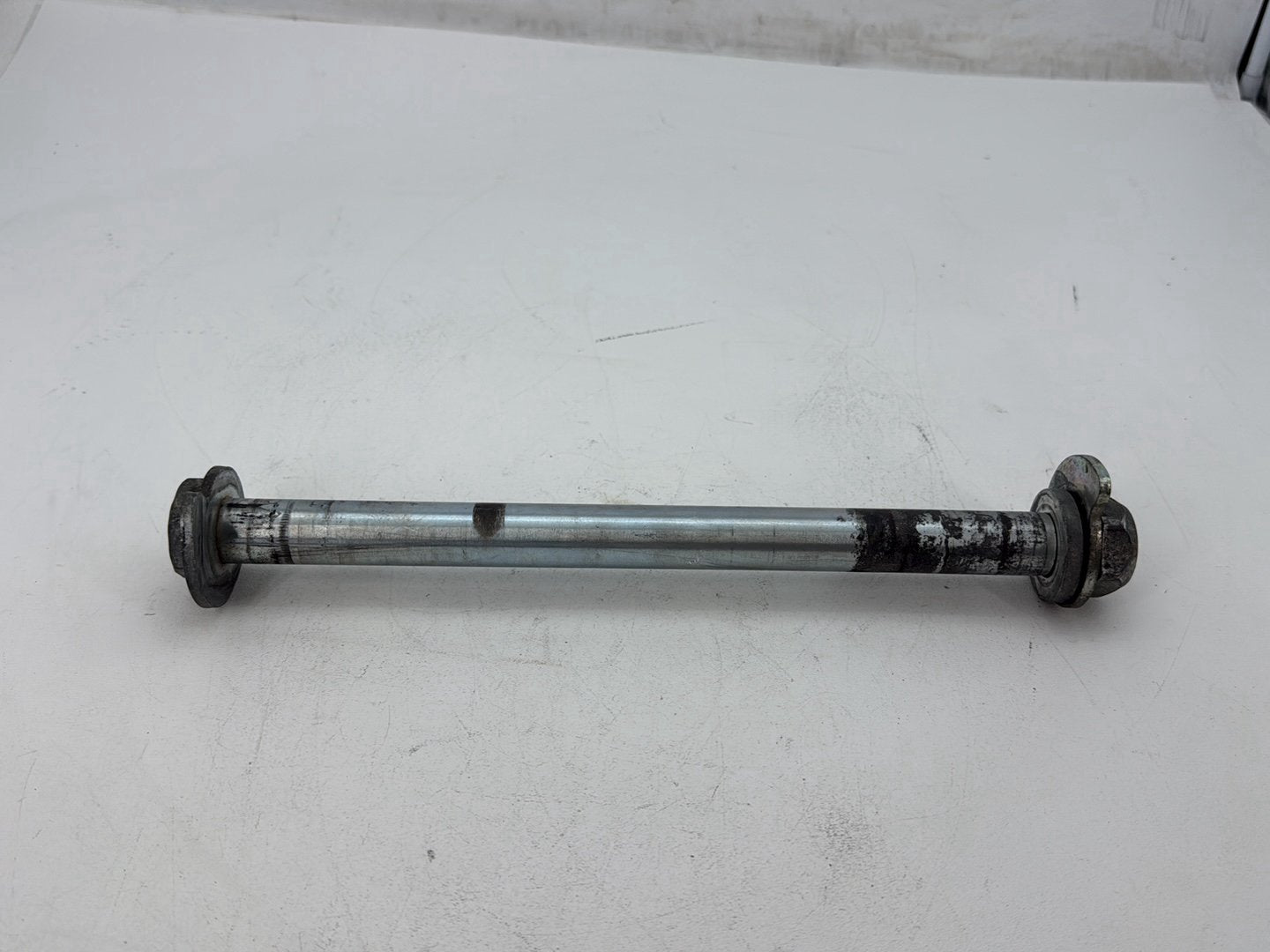 2014 Harley Electra Glide Touring CVO Screamin Eagle OEM Rear Wheel Axle Bolt Shaft