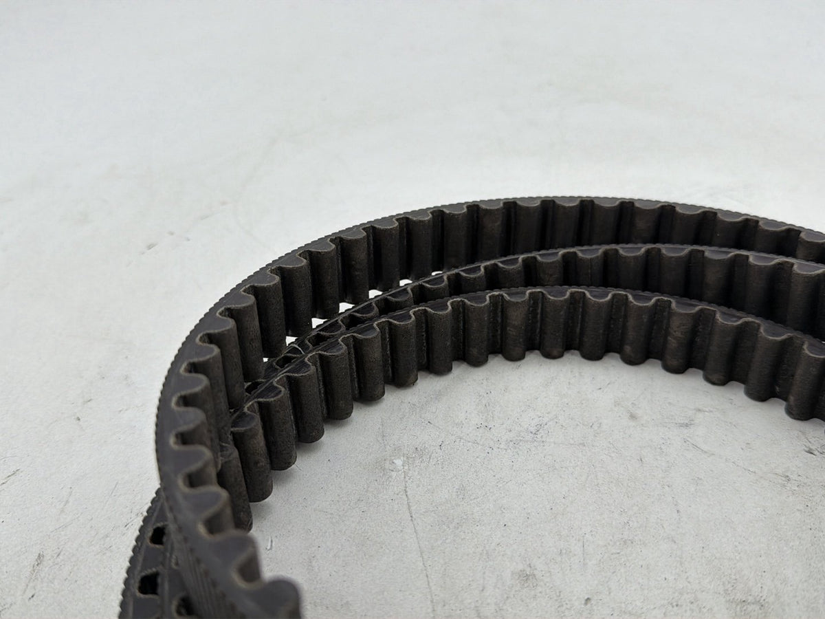 2011 Harley Road Glide Touring FLTRX OEM Rear Drive Belt 40024-09 140T 1"