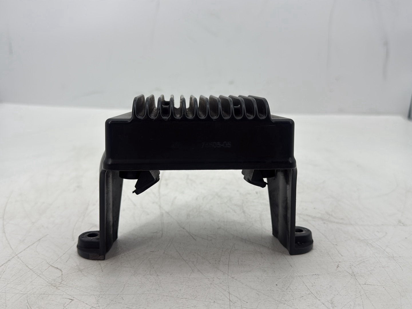 2007 Harley Touring FLHTCU Electra Glide Ultra OEM Voltage Regulator Rectifier