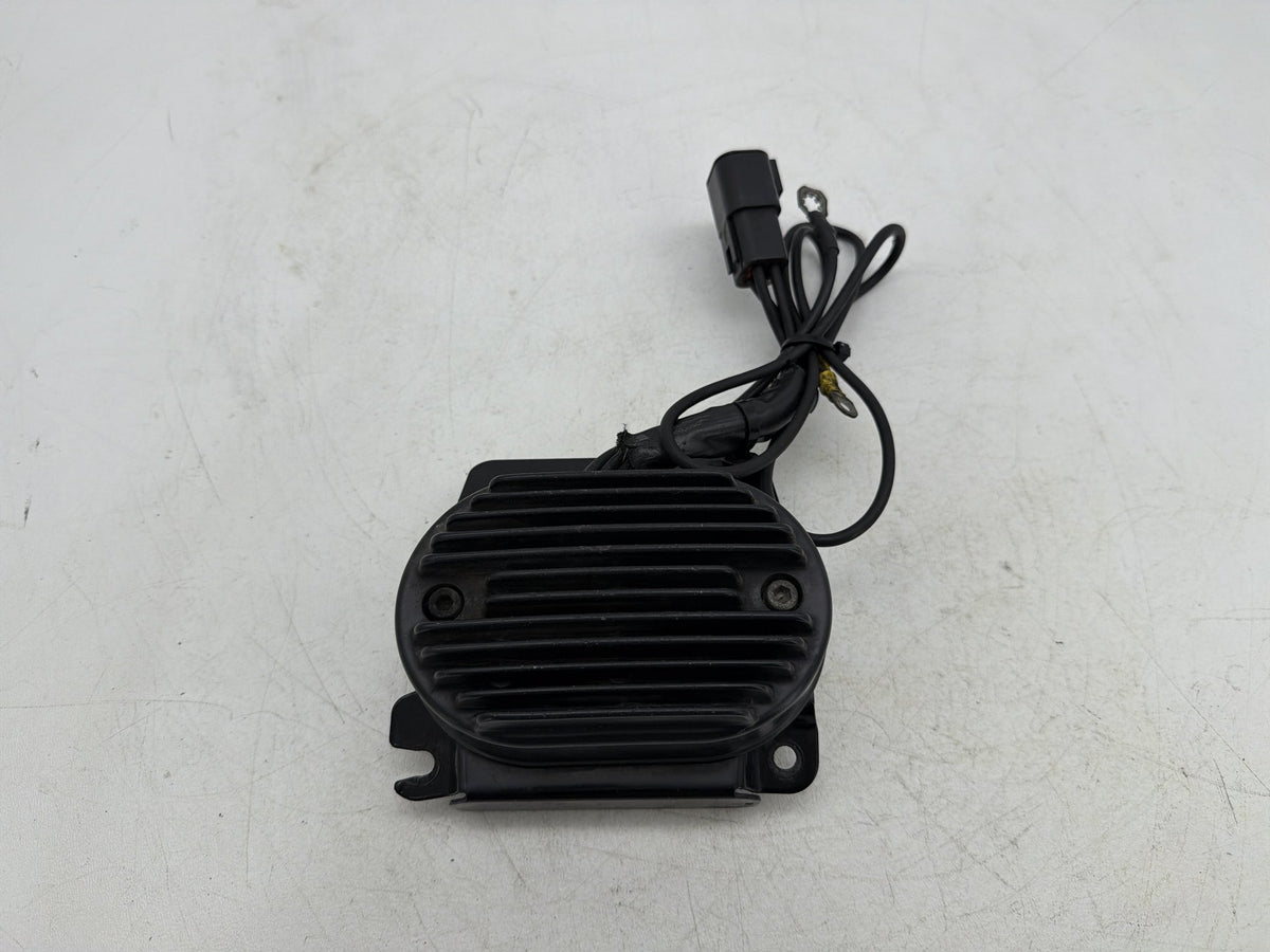 2006 Harley Softail Deuce FXSTDI OEM Voltage Regulator Rectifier