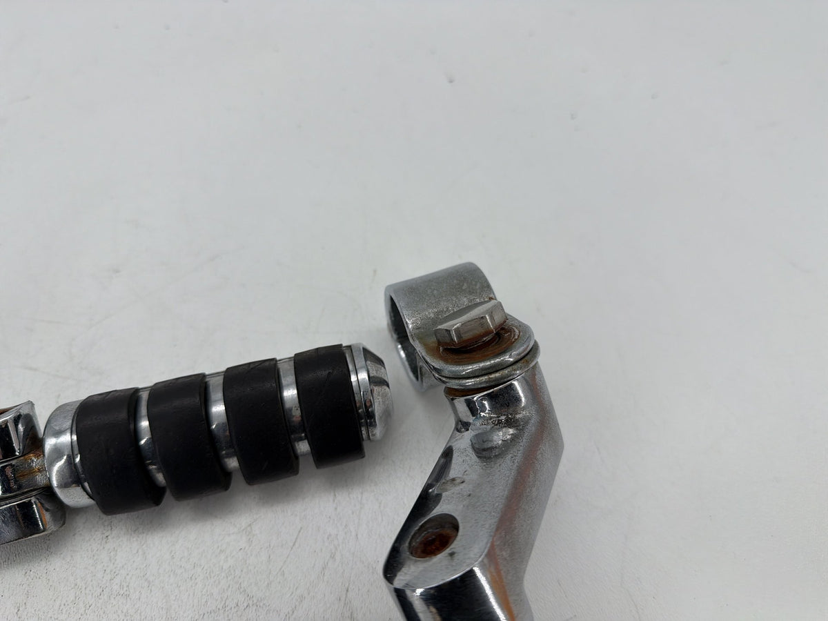 2011 Harley Electra Glide Touring Ultra OEM Front Right Left Highway Foot Pegs