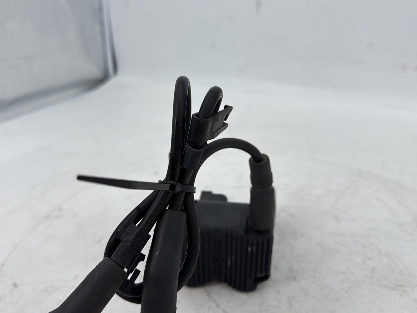 1999 - 2006 Harley-Davidson Touring Electra Glide Ultra Ignition Coil Spark Plugs Cable 31743-01