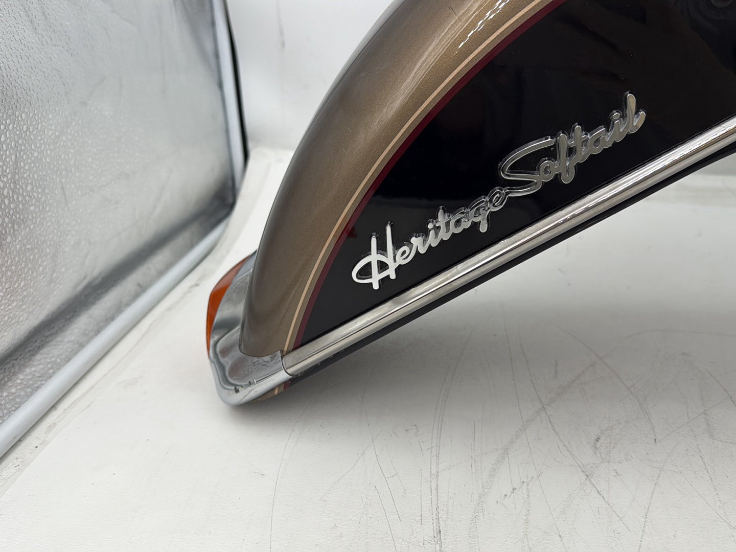 2005 Harley Heritage Softail Classic FLSTCI OEM Front Wheel Fender Shell Panel