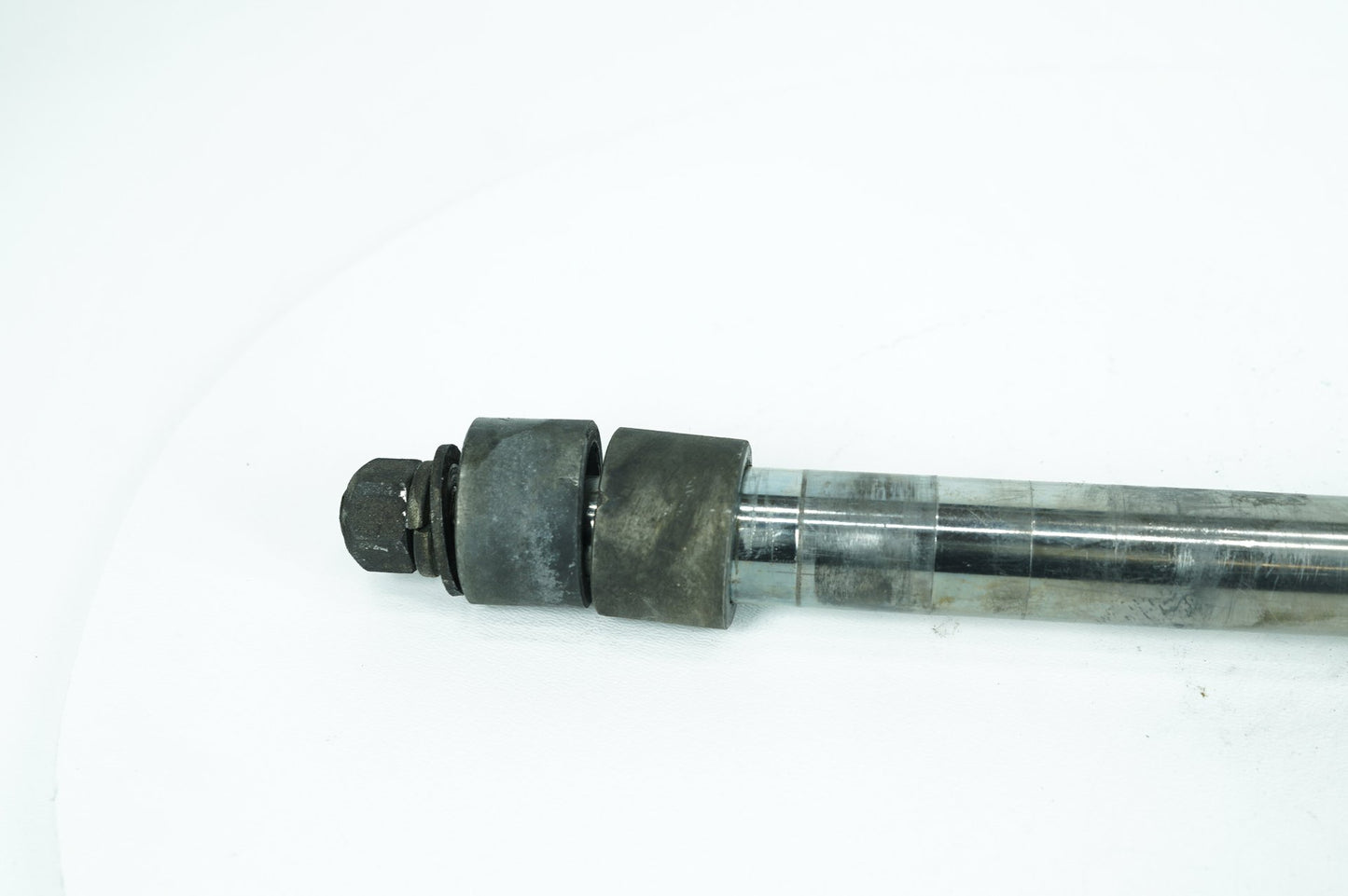 1999 - 2006 Harley-Davidson Touring Electra Glide Ultra Front Wheel Axle Bolt Shaft 43364-00
