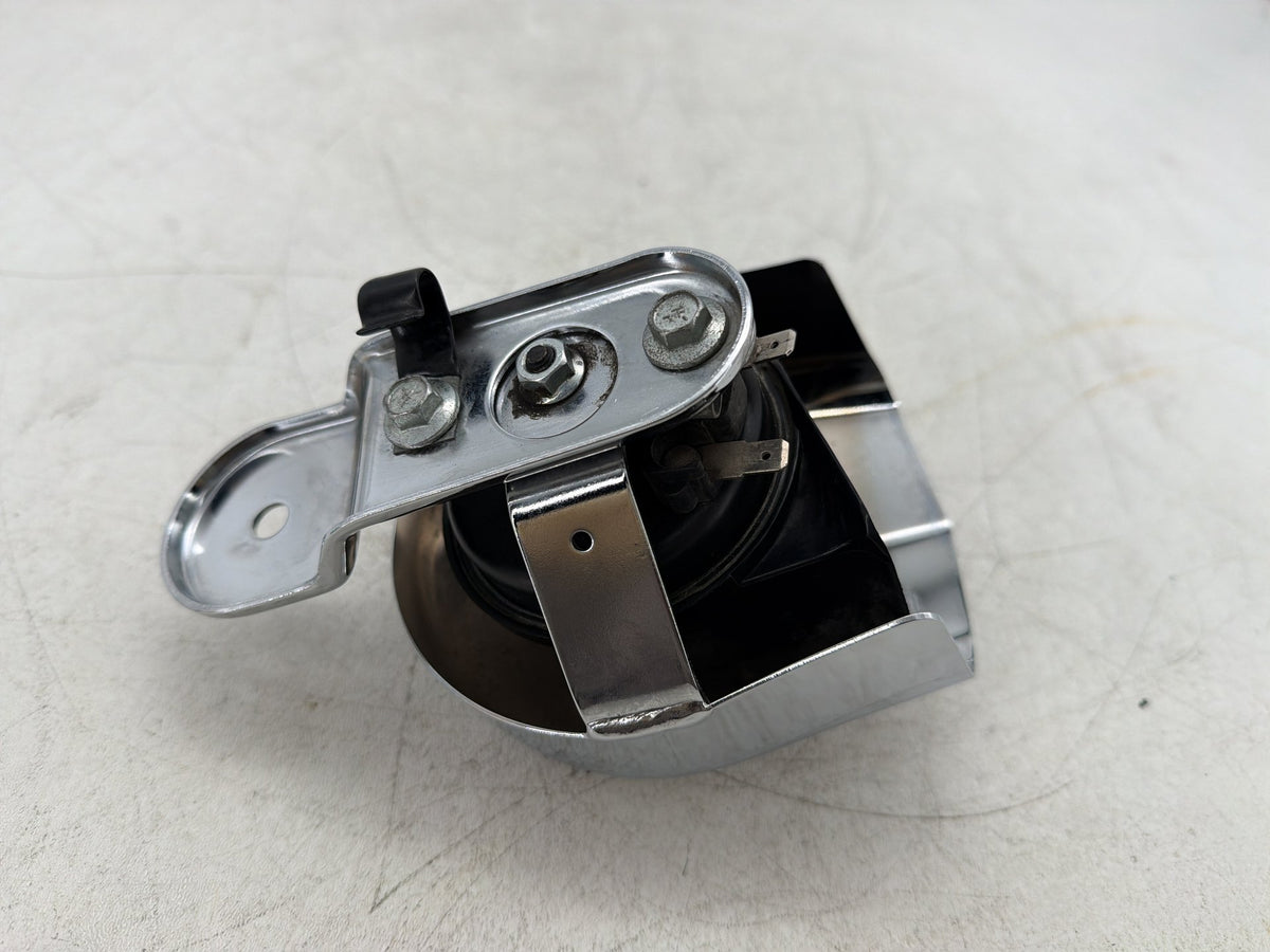 2009 Harley Electra Glide Touring CVO Eagle OEM Horn Signal Klaxon Chrome Cover