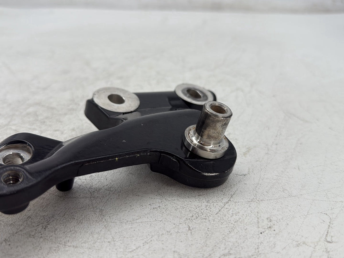 2019 Harley Softail Street Bob FXBB OEM Mounting Brackey Holder Support Bas