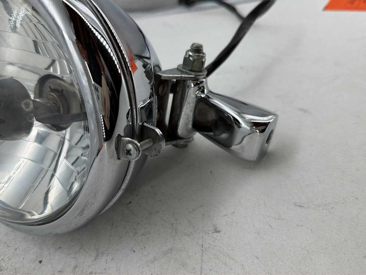 2006 Harley Sportster 1200 XL1200C Headlight Halogen Dented Scratched