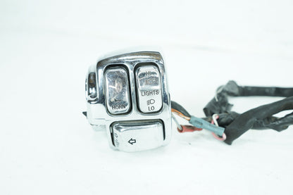 1999 - 2006 Harley-Davidson Dyna Wide Glide Left Turn Signal Headlight Switches Controls 71685-06A