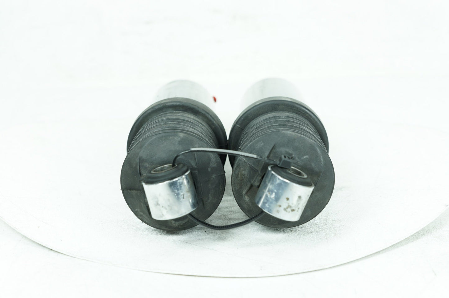 1999 - 2006 Harley-Davidson Touring Electra Glide Ultra Rear Left Right Shock Absorbers 54662-09