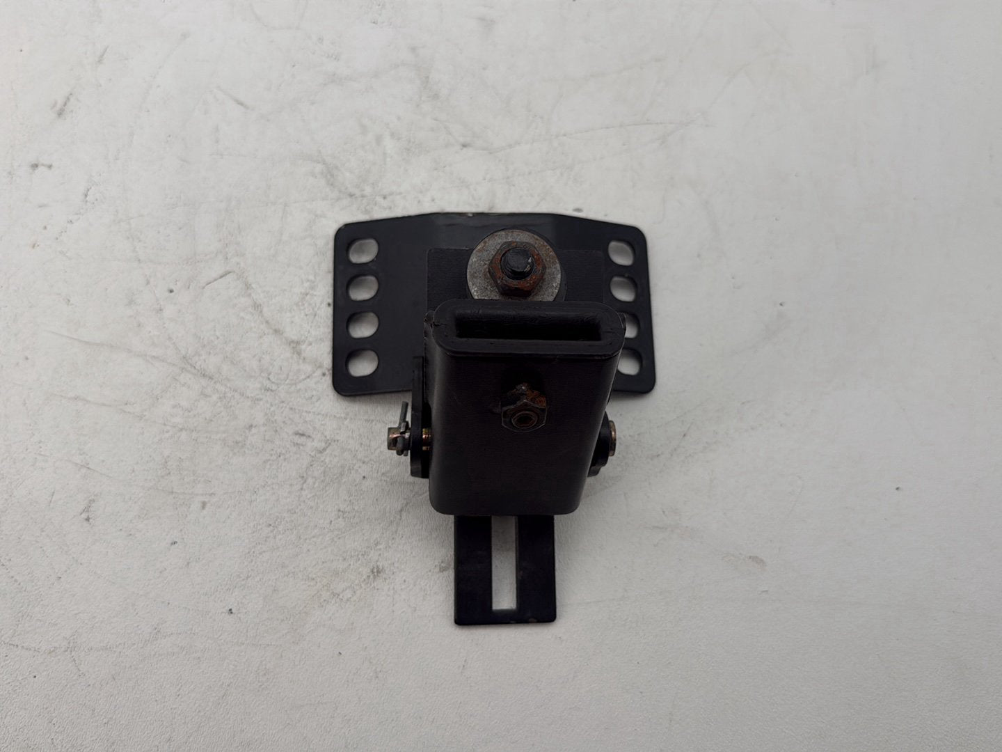 2007 Harley Touring FLHTP Electra Glide Police OEM Front Driver Rider Backrest Bracket Mount