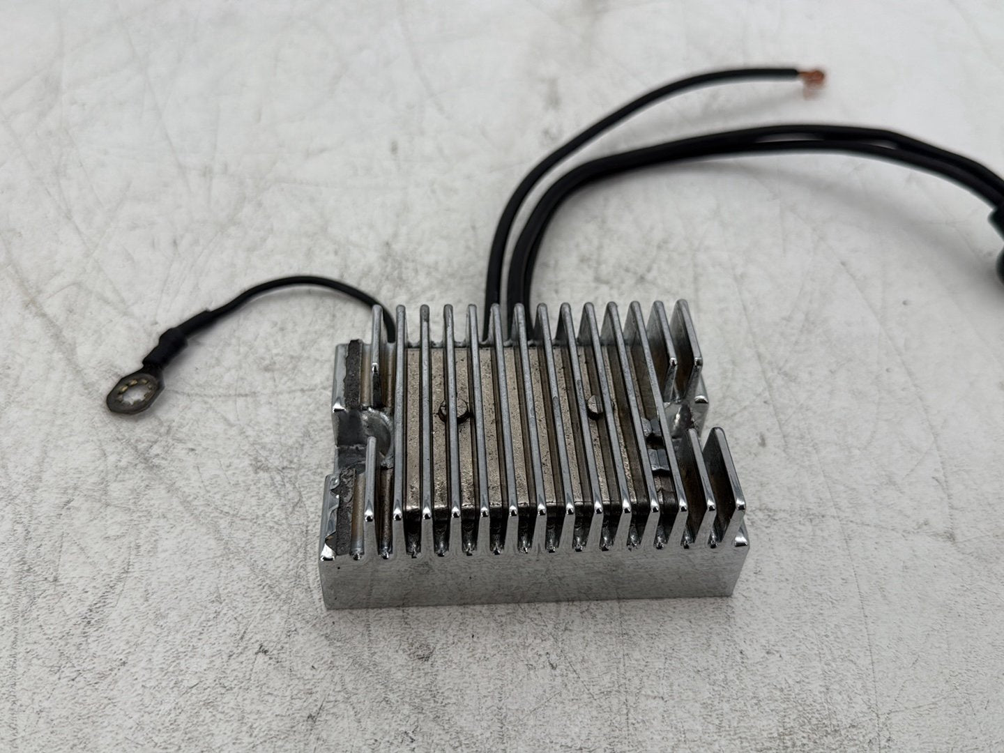 1998 Harley Softail Custom FXSTC OEM Voltage Regulator Rectifier