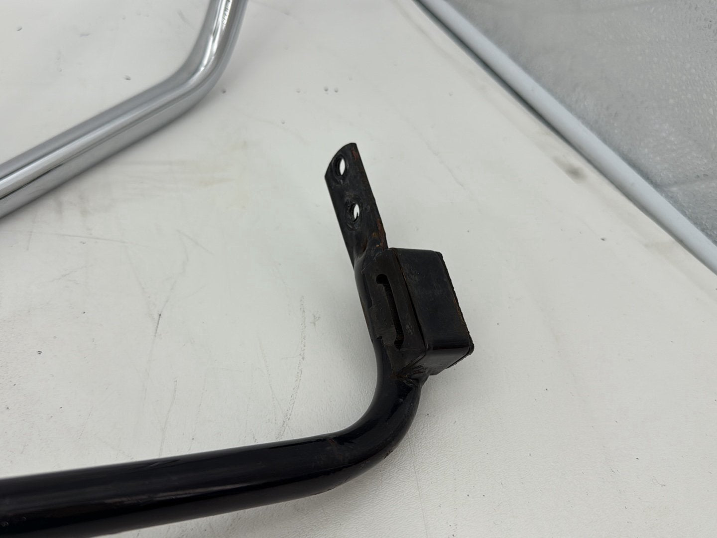 2008 Harley Touring FLHTCU Electra Glide Ultra OEM Rear Left Right Saddlebag Guard Rails Bar