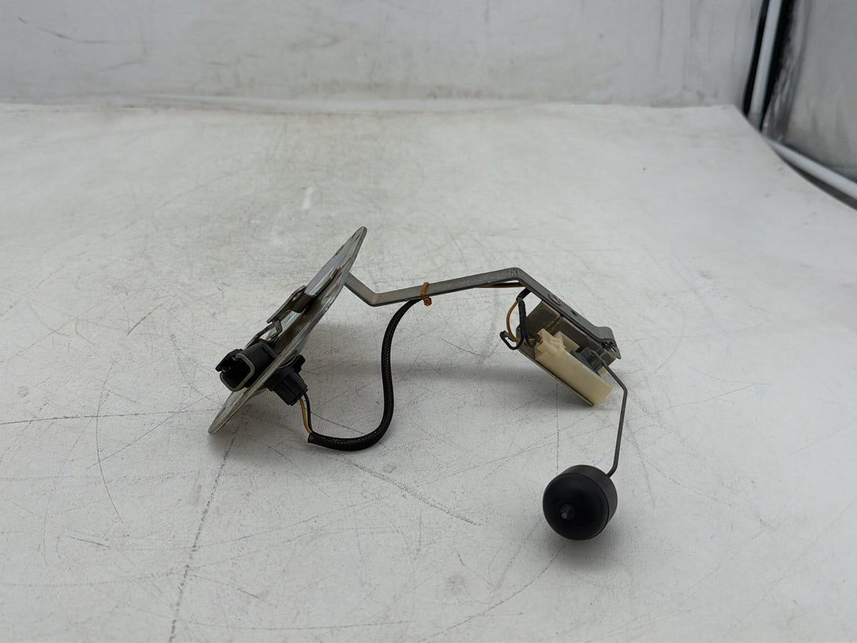2005 Harley Softail Fat Boy FLSTF OEM Fuel Pump Gas Gasoline Petrol Sending CARB