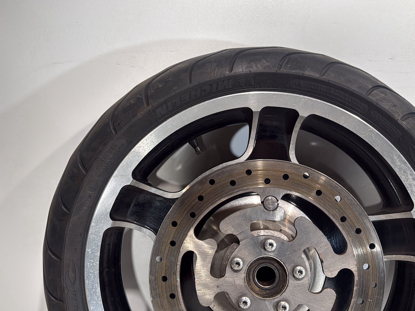 2008 - 2016 Harley-Davidson Touring Street Glide Front & Rear Wheel Rim Tire 41288-09