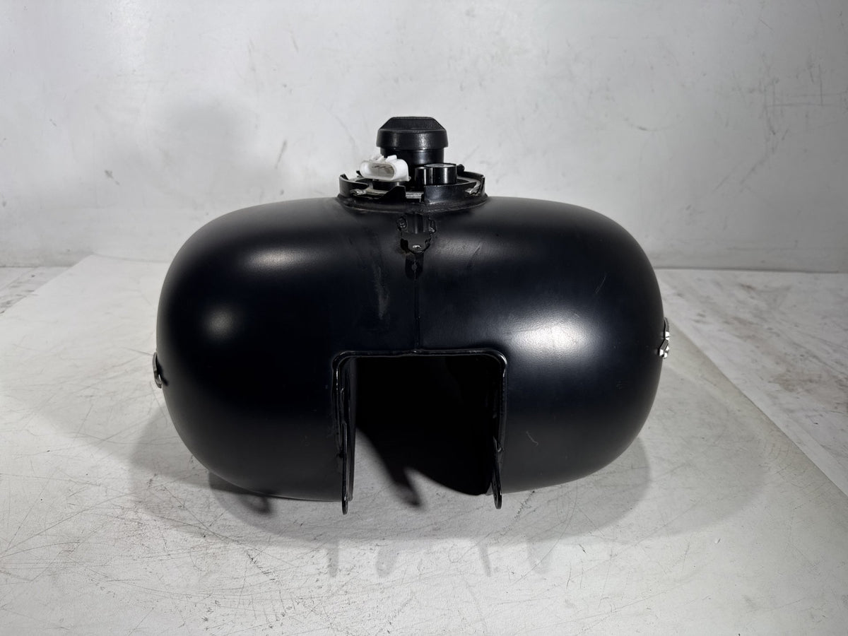 2013 Harley Street Glide Touring FLHX OEM Fuel Gas Tank Gasoline Reservoir