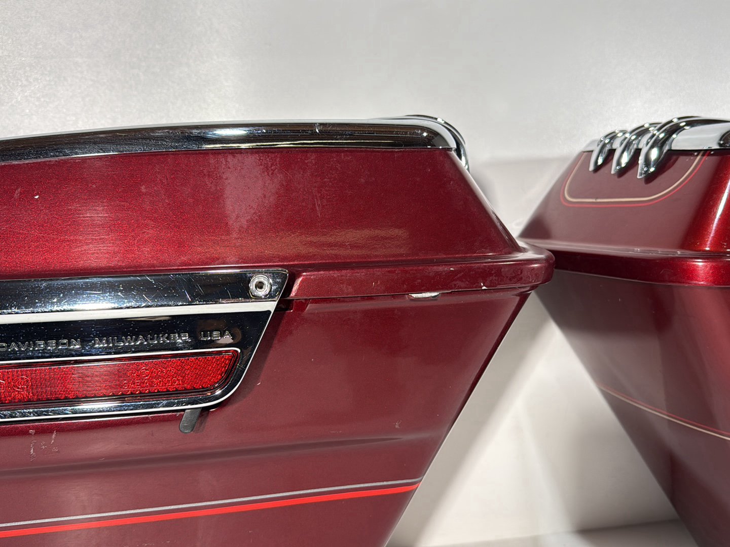 2007 - 2011 Harley-Davidson Touring Electra Glide Ultra Left Right Saddlebags Luggage NOKey 90752-93