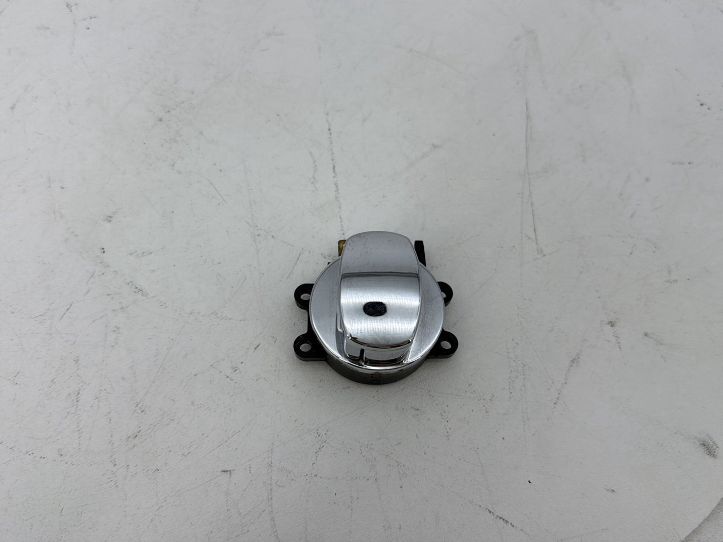 1999 - 2006 Harley-Davidson Touring CVO Screamin Eagle Road King Ignition Switch Cylinder Barrel Lockset NOKey 71313-96A