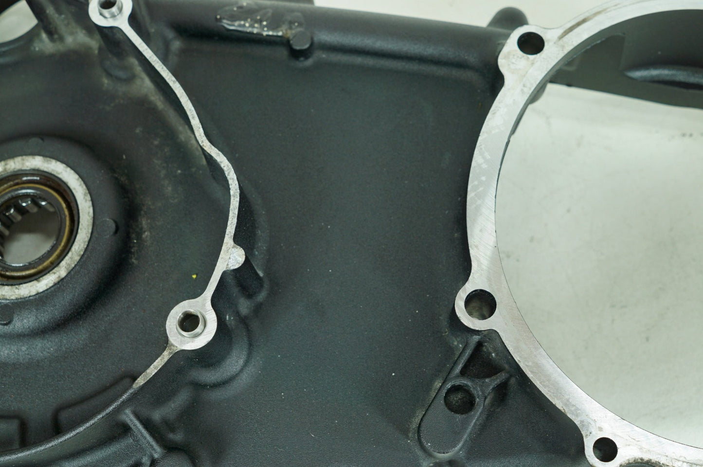 2017 Harley Touring FLHTK Electra Glide Ultra OEM Inner Primary Clutch Cover