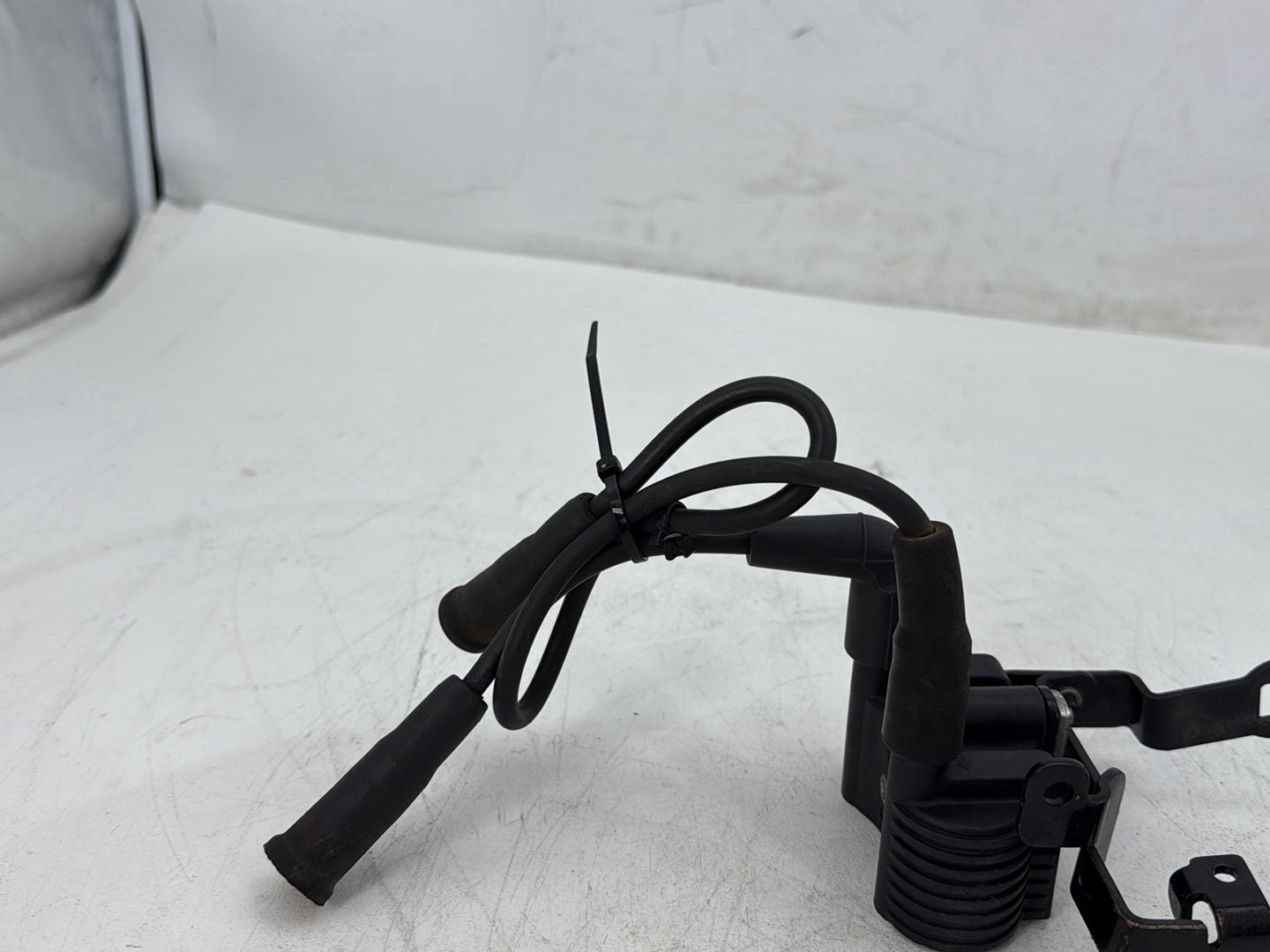 2009 Harley Sportster 883 Low XL883L OEM Ignition Coil Spark Plugs Cable