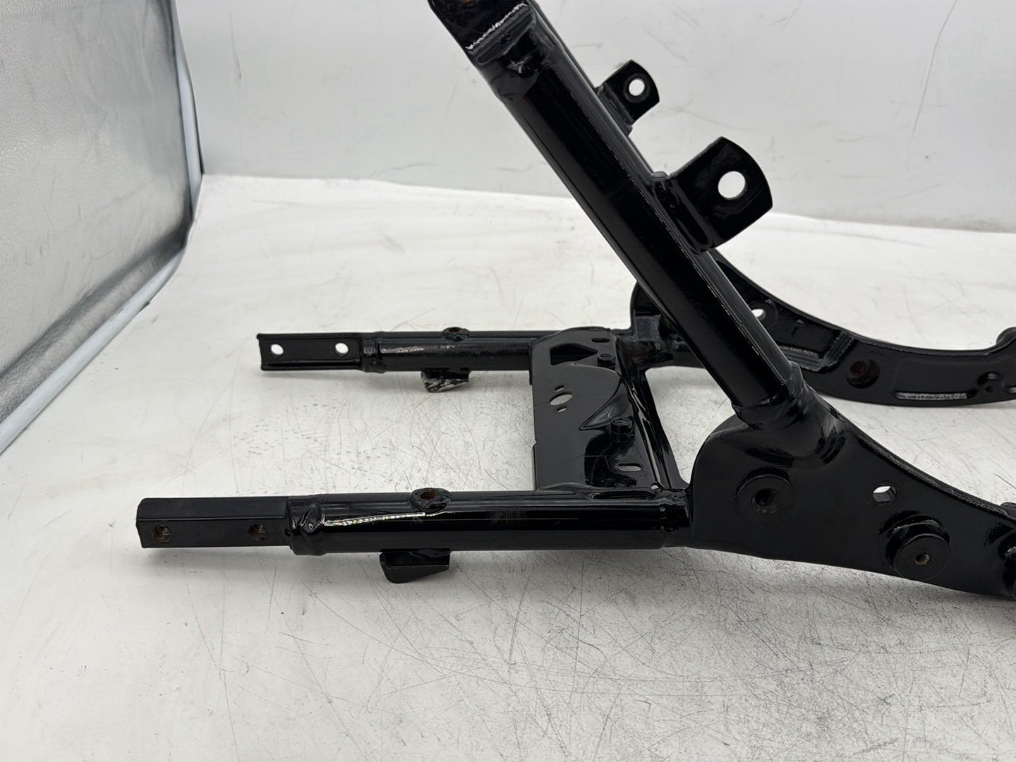 2012 Harley Road Glide Touring FLTRX Custom OEM Rear Back Sub Frame Rail Bar 48079-09BHP