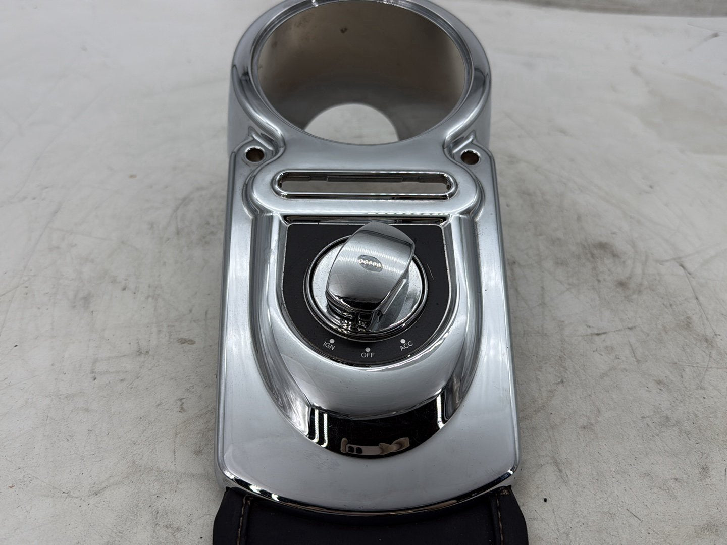 2012 Harley Dyna FXDF Fat Bob OEM Fuel Gas Tank Dash Console NOKey