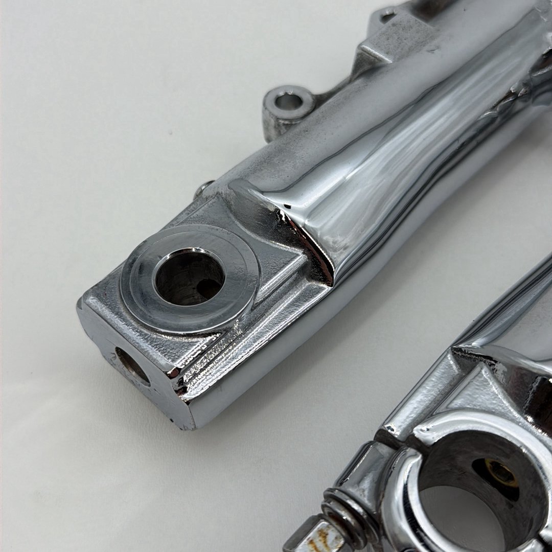 1999 - 2006 Harley-Davidson Touring Road King Front Left & Right Fork Legs Sliders  	46495-00