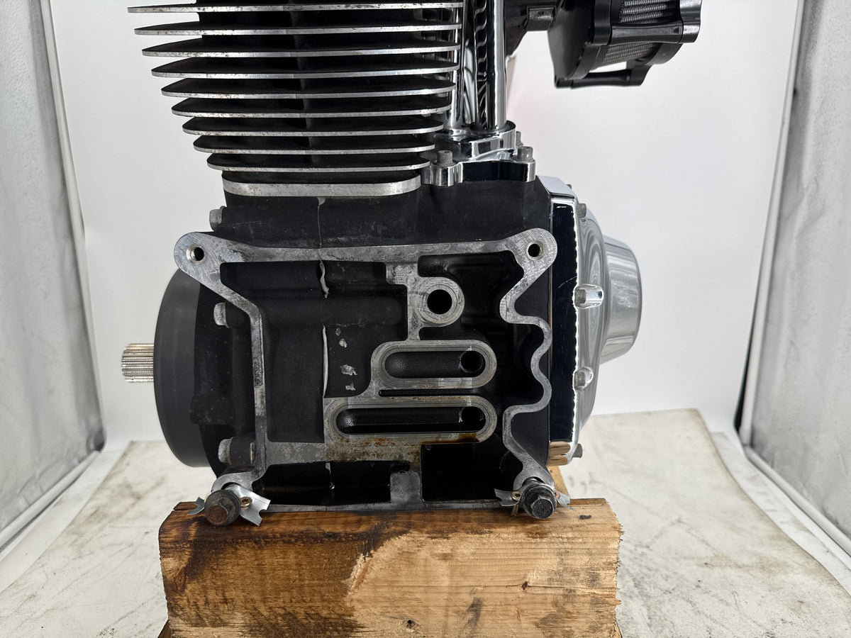 11 Harley Street Glide Touring FLHX EFI Twin Cam 103 Engine Motor air-cooled 61K