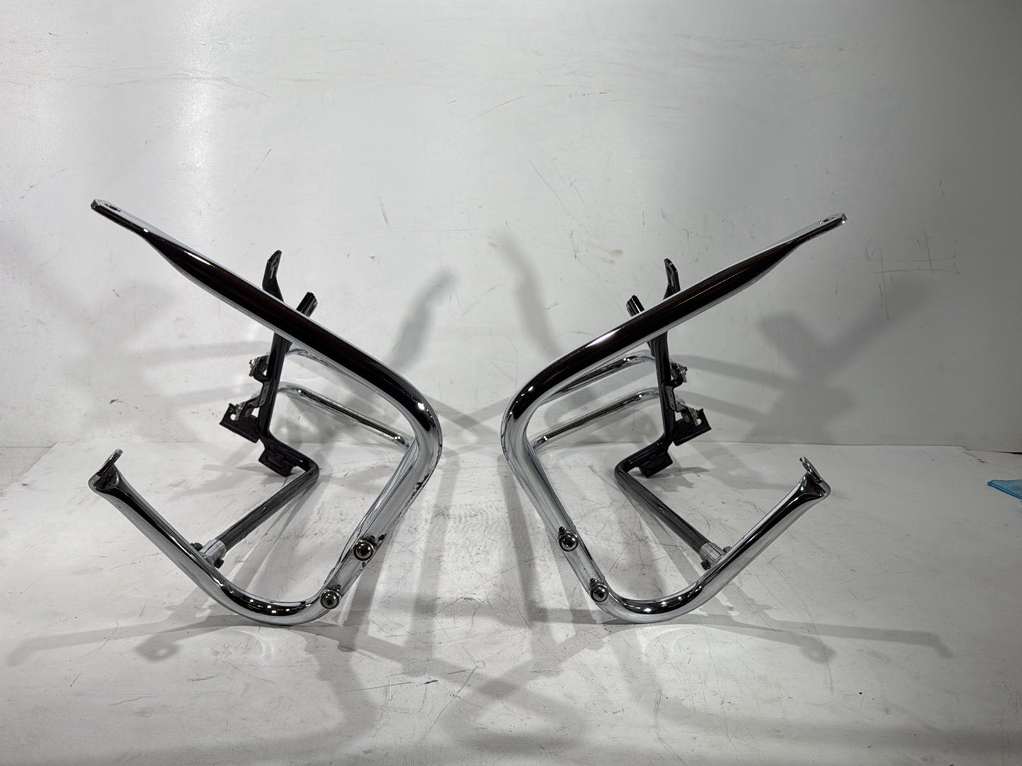 2013 Harley Electra Glide Touring Ultra FLHTCUI OEM Rear Left Right Saddlebag Guard Rails Bar