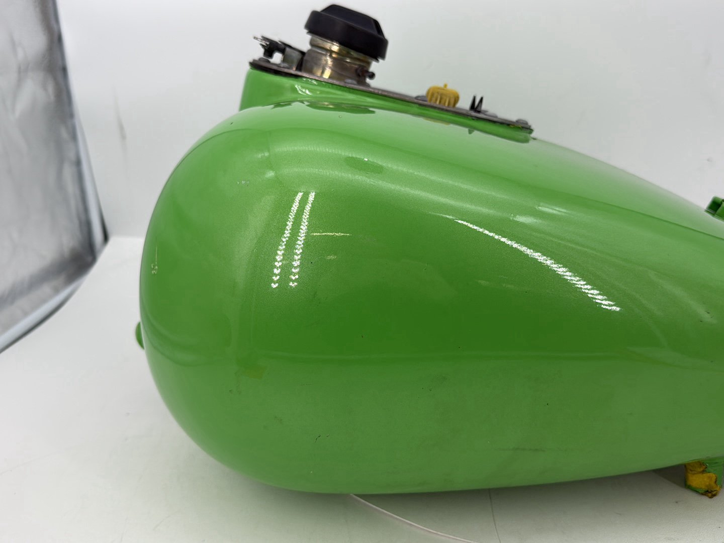 1999 - 2006 Harley-Davidson Touring Electra Glide Fuel Gas Tank Gasoline Reservoir 	61356-03