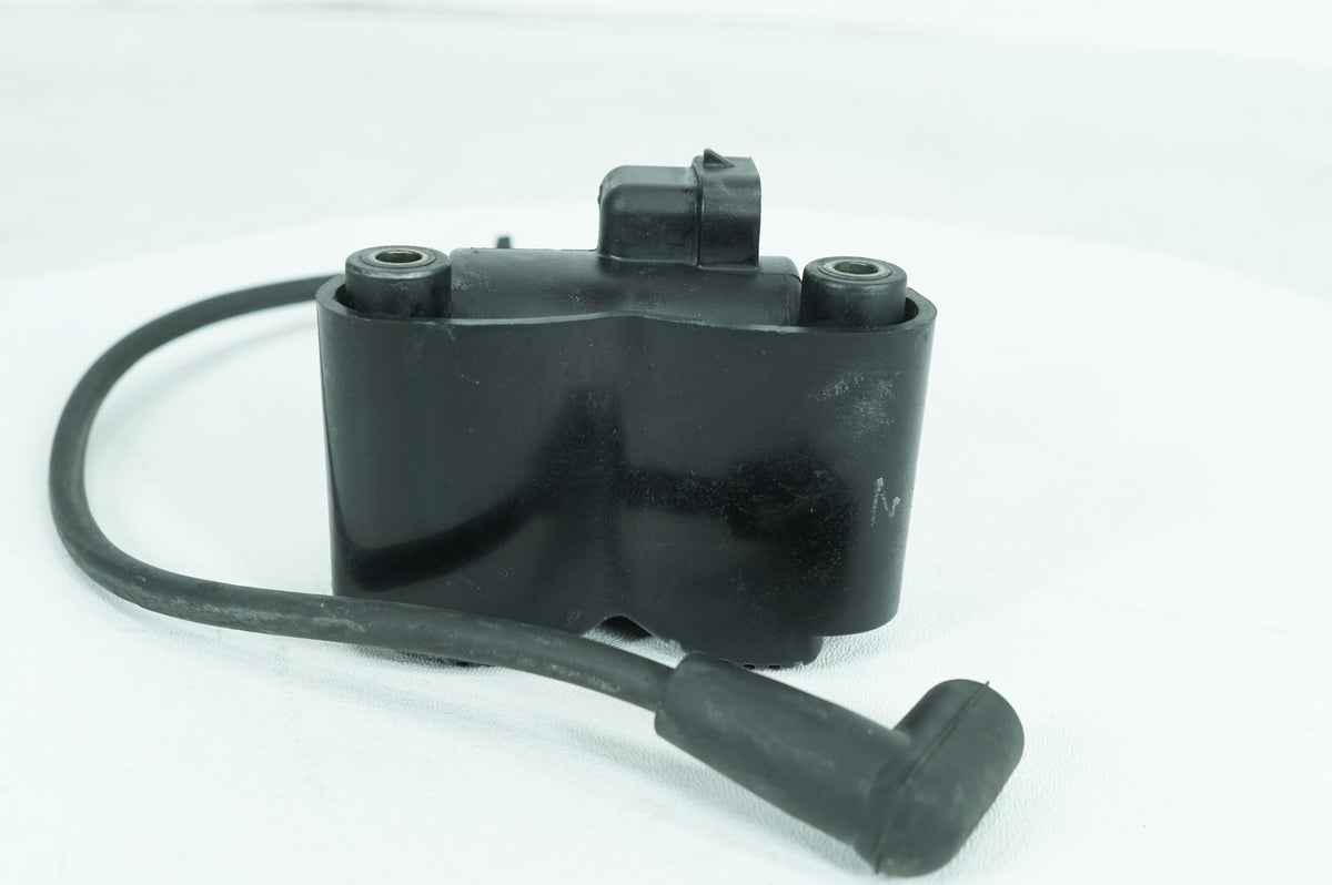 2013 Harley Dyna FXDF Fat Bob OEM Ignition Coil w/ Spark Plugs Cable 31696-07A