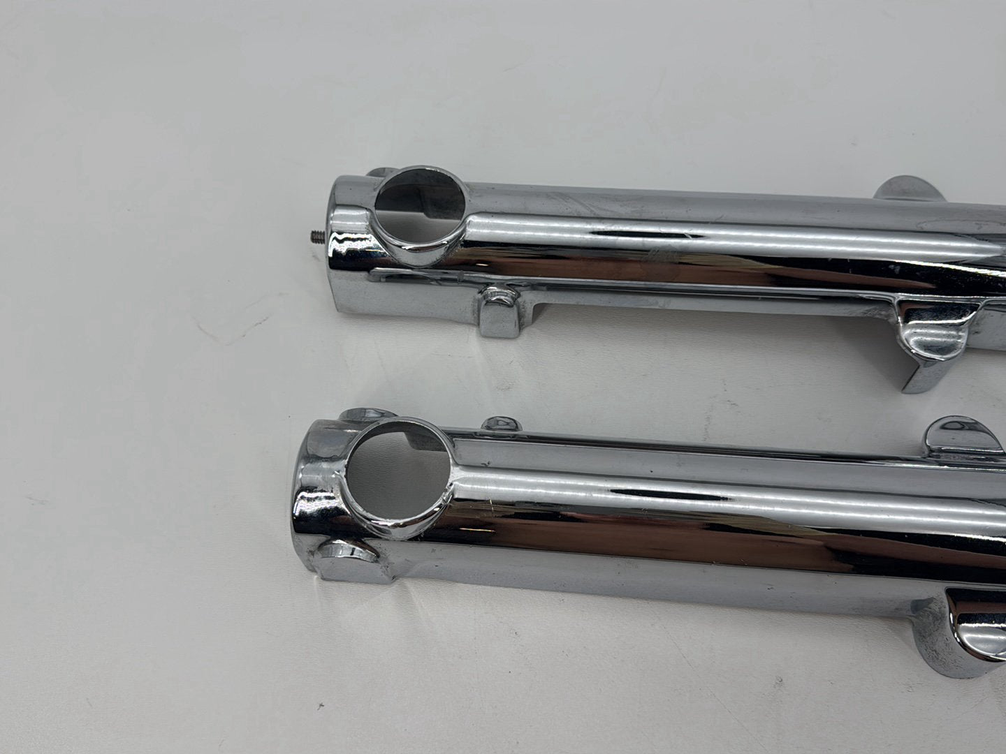 1999 - 2006 Harley-Davidson Dyna Low Rider Front Left & Right Fork Legs Sliders Chrome