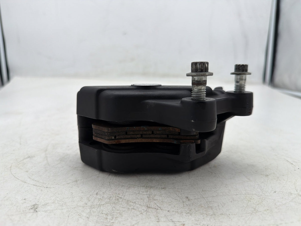 2010 Harley Street Glide Touring FLHX OEM Front Right 1 Brake Caliper