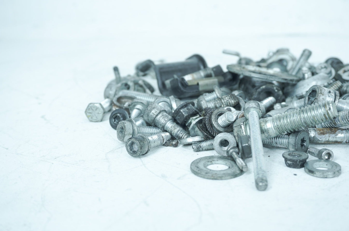 2011 - 2016 Harley-Davidson Touring Electra Glide Ultra Hardware Bolts Nuts & Brackets
