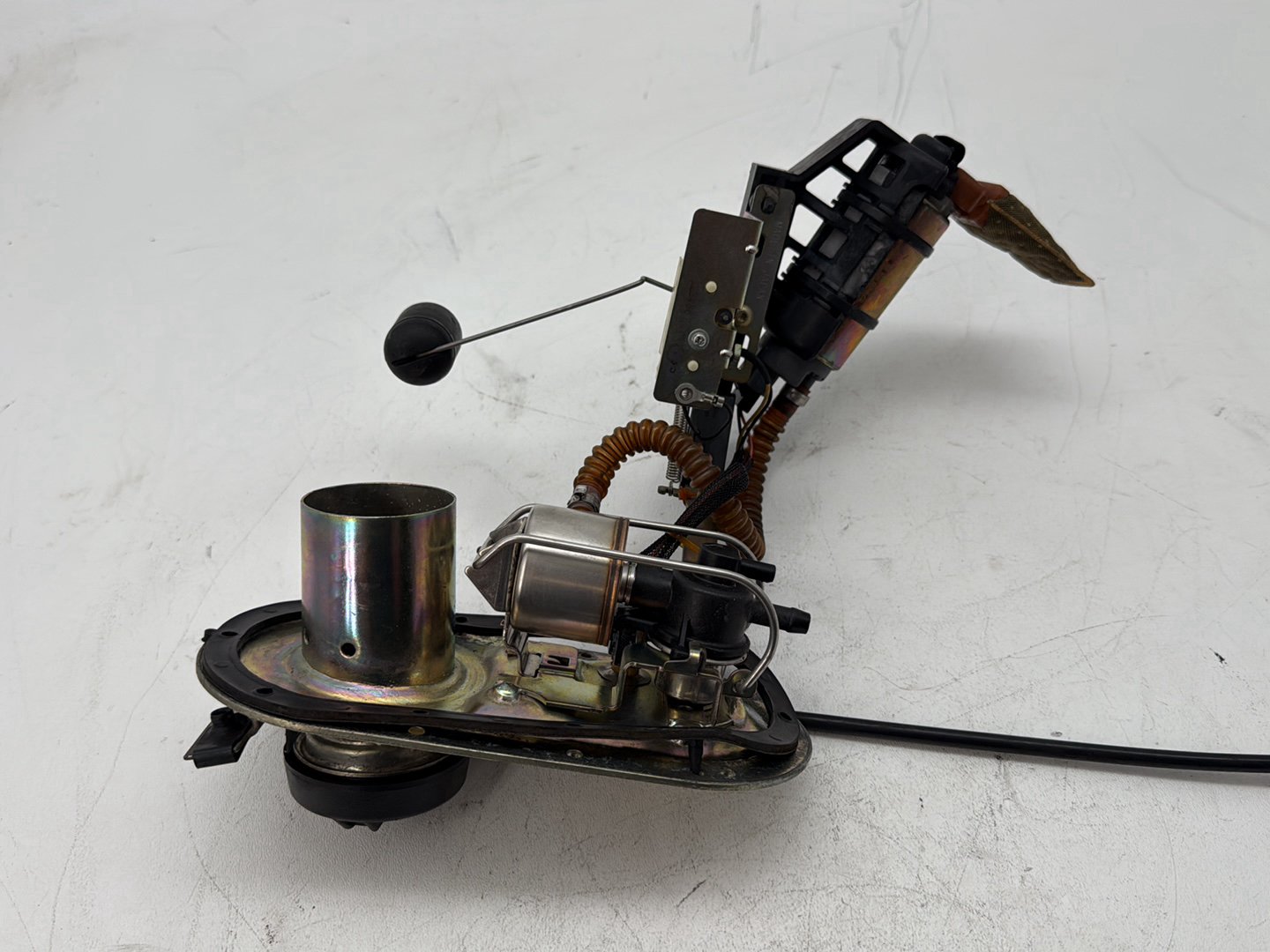 2006 Harley Touring FLHTCI Electra Glide Classic OEM Fuel Pump Gas Gasoline Petrol Sending