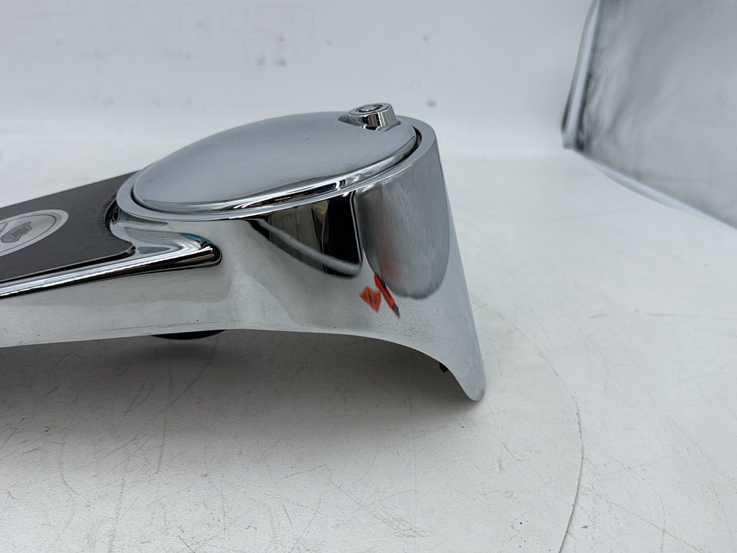1999 - 2006 Harley-Davidson Touring Electra Glide Fuel Gas Tank Dash Console NOKey 61270-98A