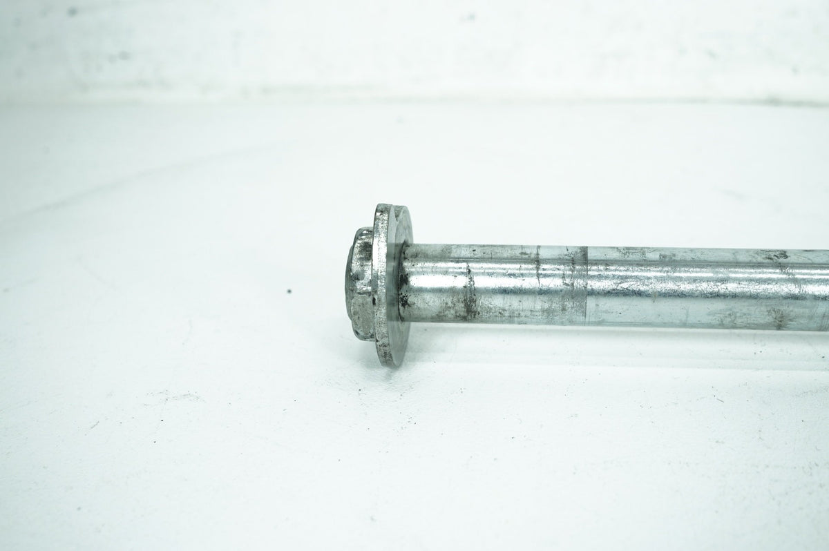 2003 Harley Touring SEI1 CVO Screamin Eagle Road King OEM Rear Wheel Axle Bolt Shaft