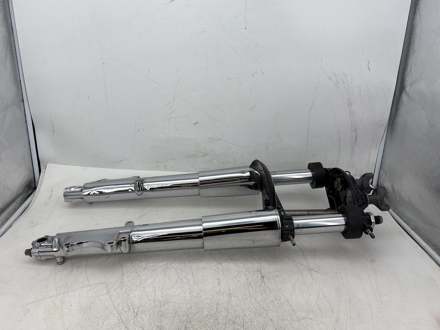 1995 Harley Road King Touring FLHR OEM Front Triple Tree Set & LH RH Fork Legs Sliders
