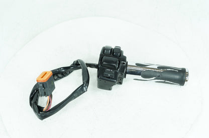 1999 - 2006 Harley-Davidson Touring Electra Glide Classic Right Engine Start Kill Switches Controls 71684-06A