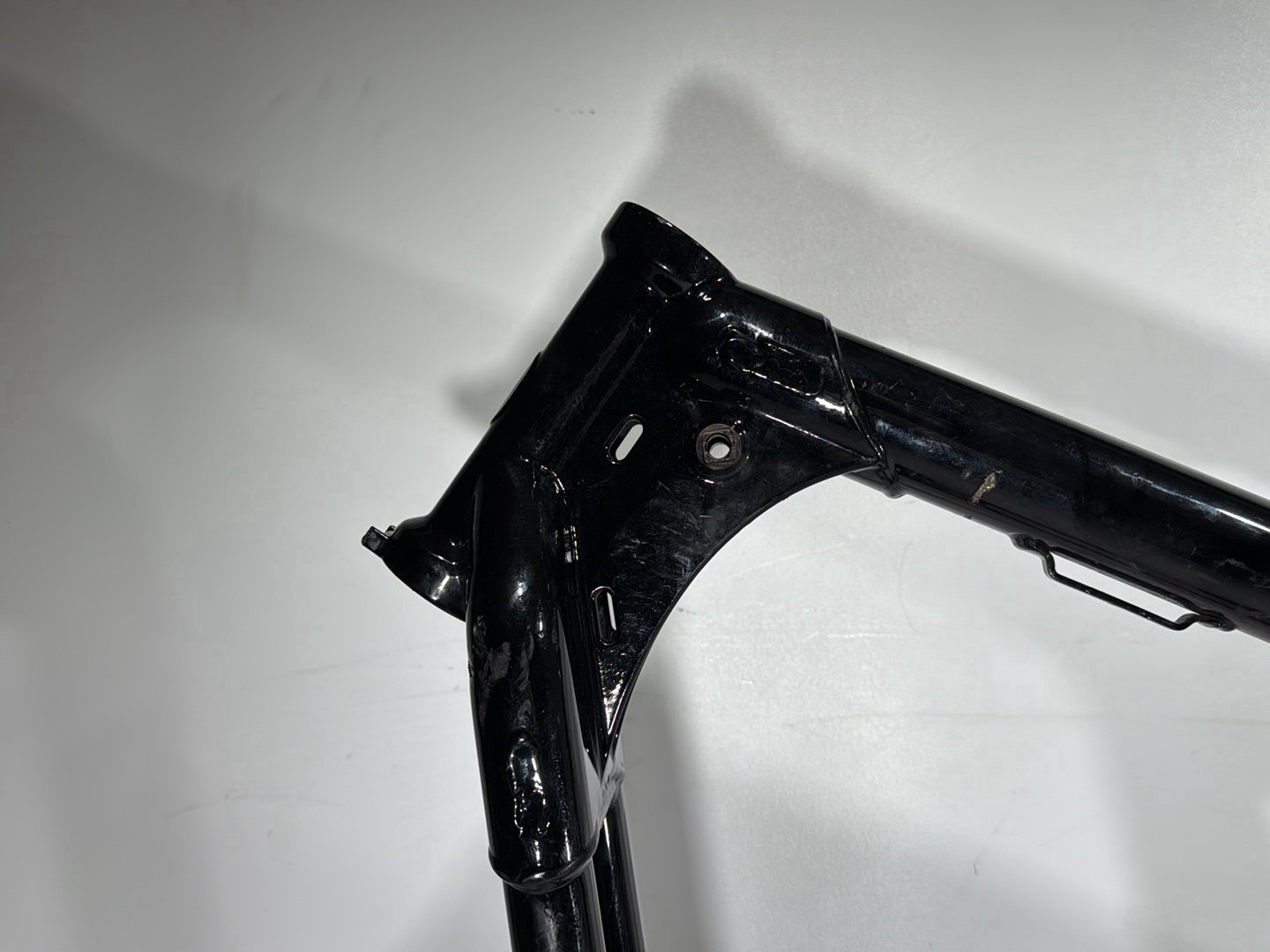 2009 Harley Sportster XL1200C 1200 Custom OEM Body Main Frame Chassis SLVG