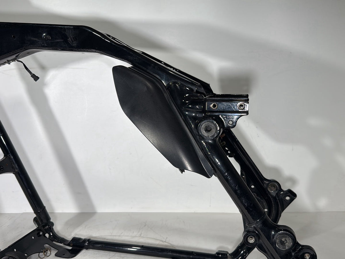 2014 Harley Touring FLHTCU Electra Glide Ultra OEM Body Main Frame Chassis SLVG