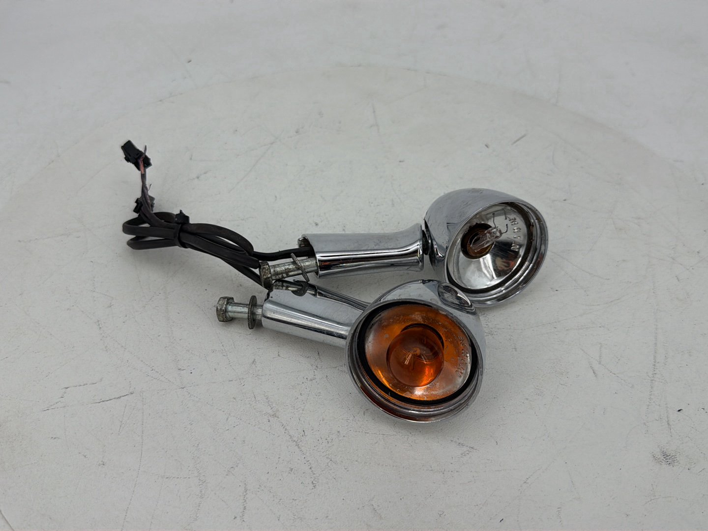 2007 - 2017 Harley-Davidson Dyna Super Glide Custom Rear Left & Right Turn Signals 68977-00
